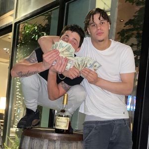 Meet your Posher, James